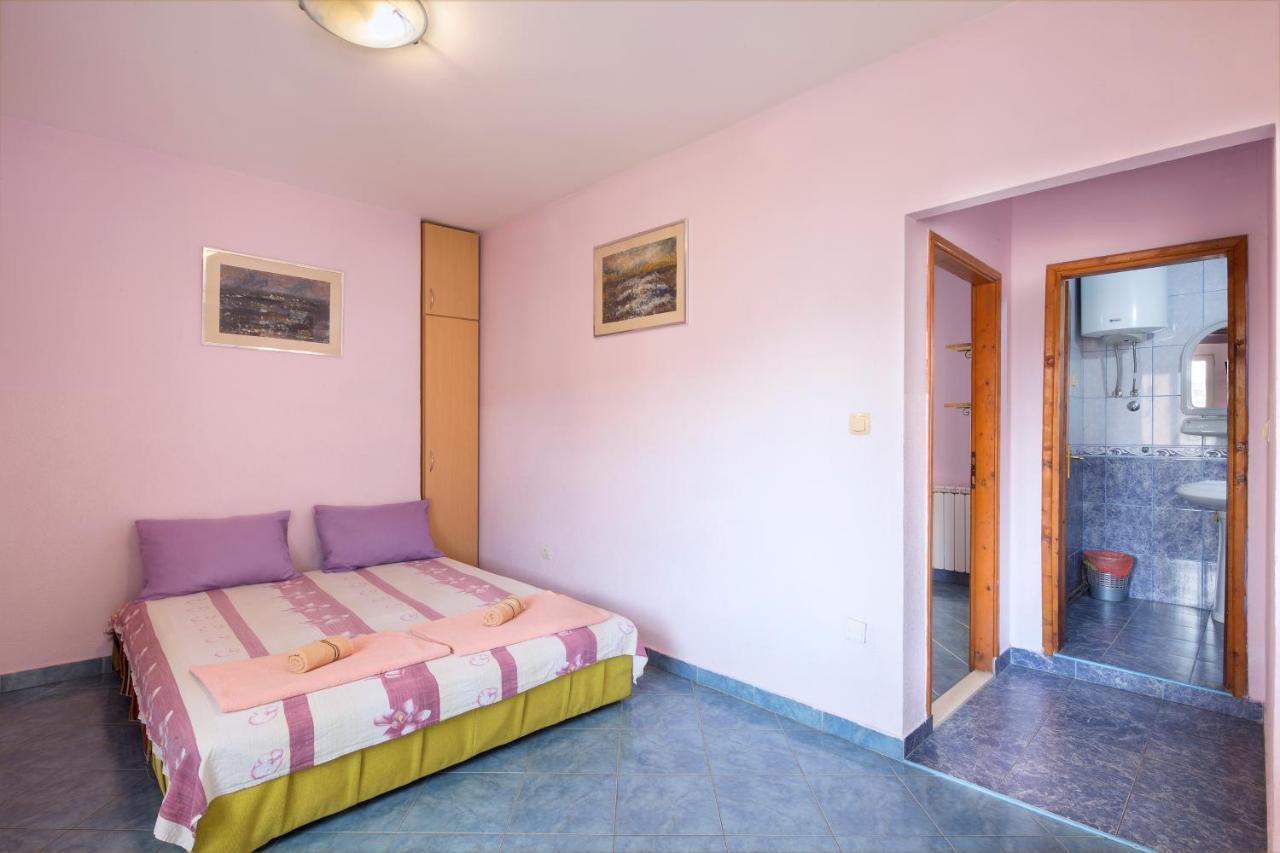 Apartments Antic بودفا المظهر الخارجي الصورة