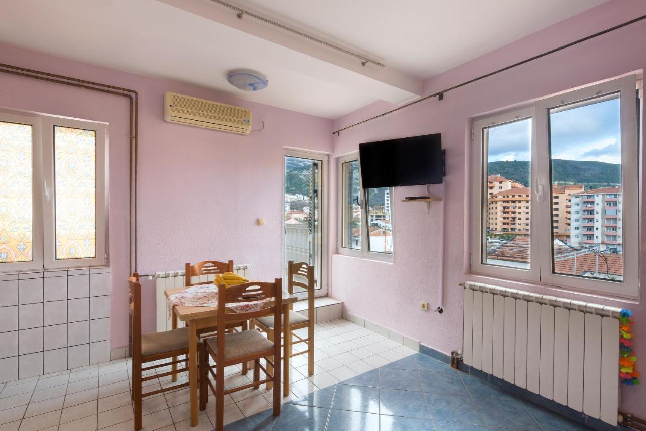 Apartments Antic بودفا المظهر الخارجي الصورة