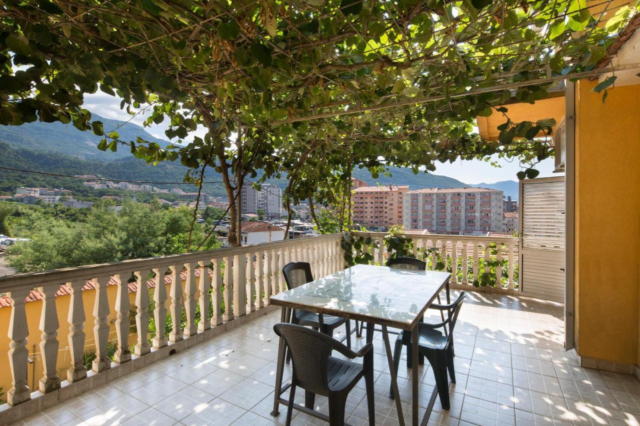 Apartments Antic بودفا المظهر الخارجي الصورة
