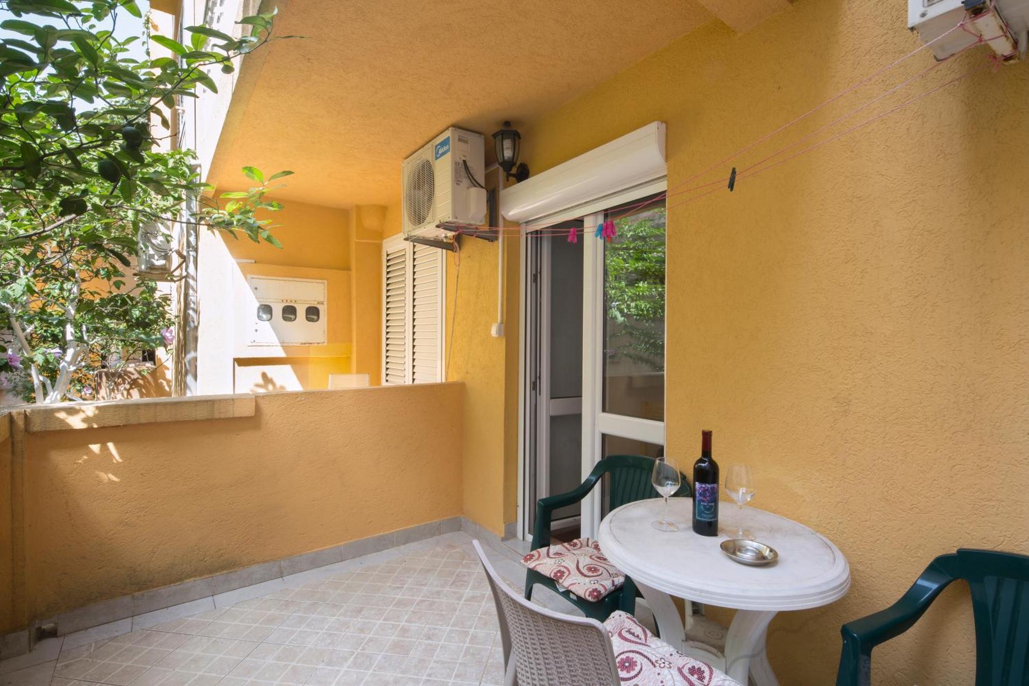 Apartments Antic بودفا المظهر الخارجي الصورة