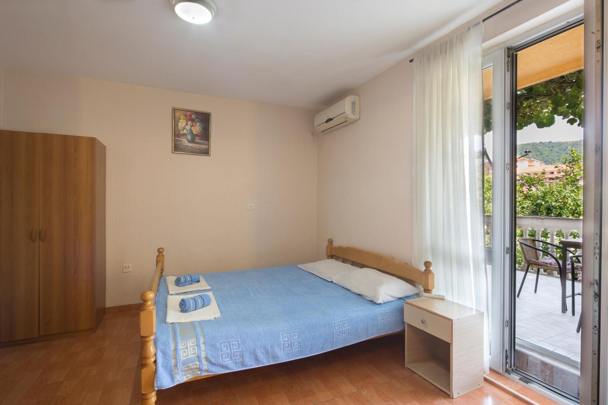 Apartments Antic بودفا الغرفة الصورة