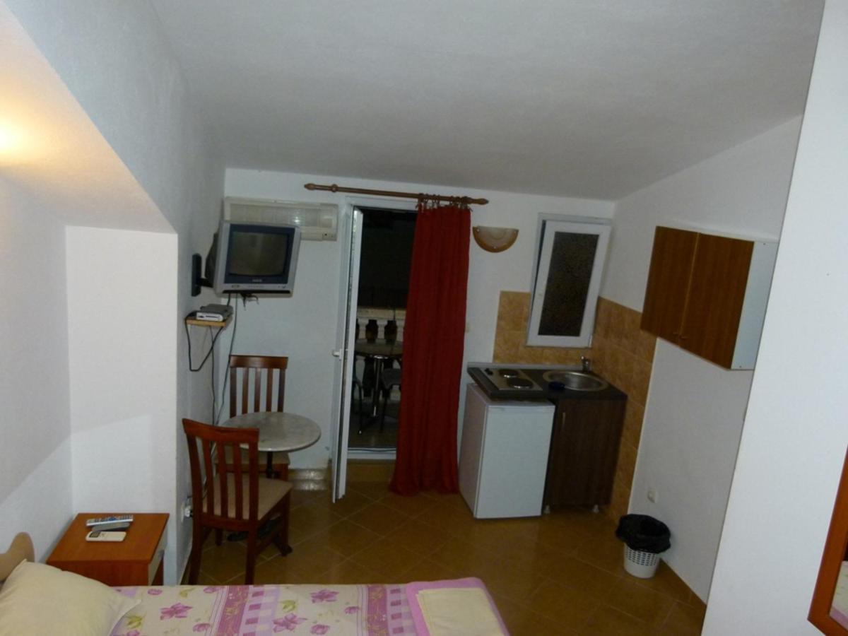 Apartments Antic بودفا المظهر الخارجي الصورة