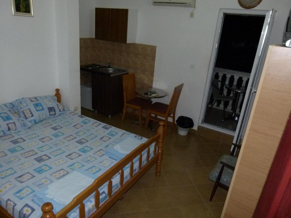 Apartments Antic بودفا المظهر الخارجي الصورة