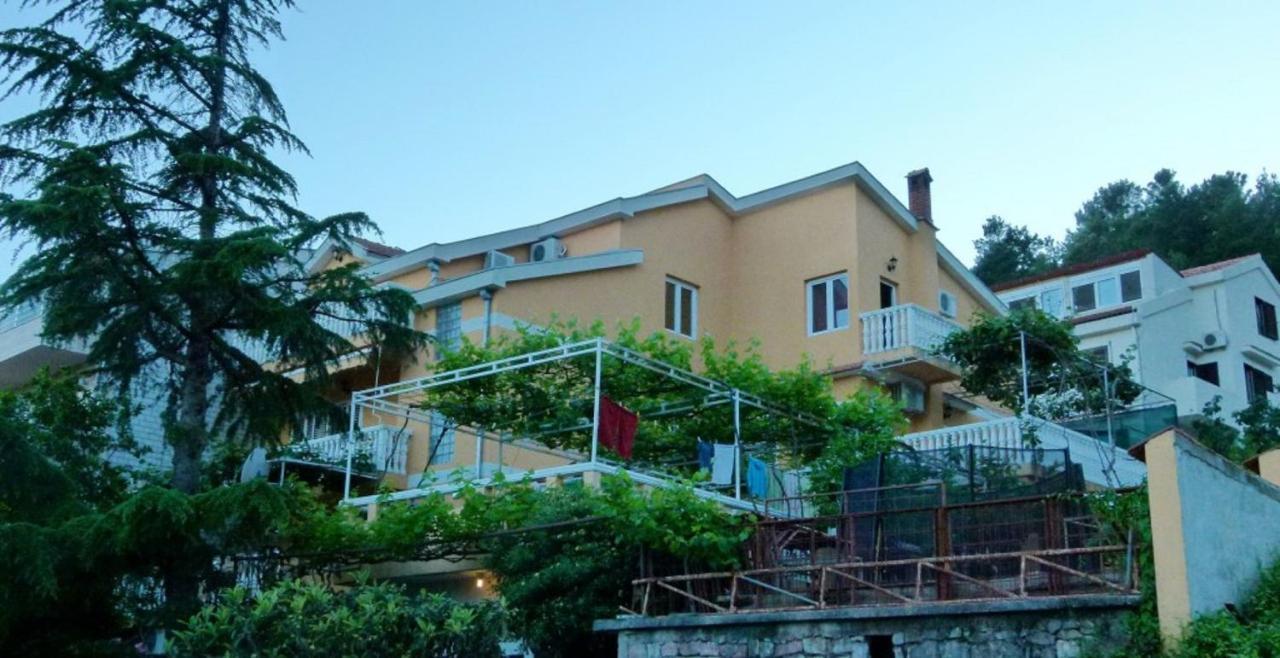 Apartments Antic بودفا المظهر الخارجي الصورة